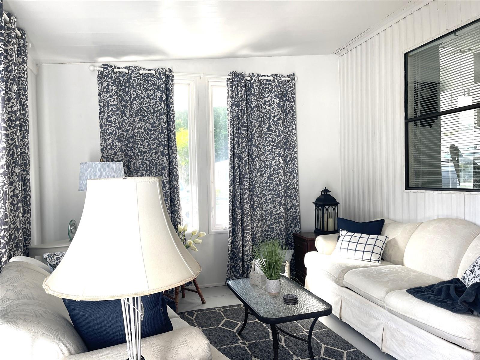 CONTINENTAL COUNTRY CLUB - Residential