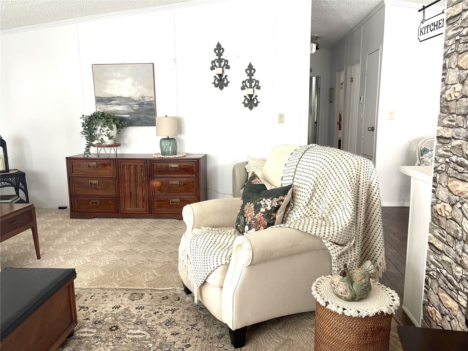 CONTINENTAL COUNTRY CLUB - Residential