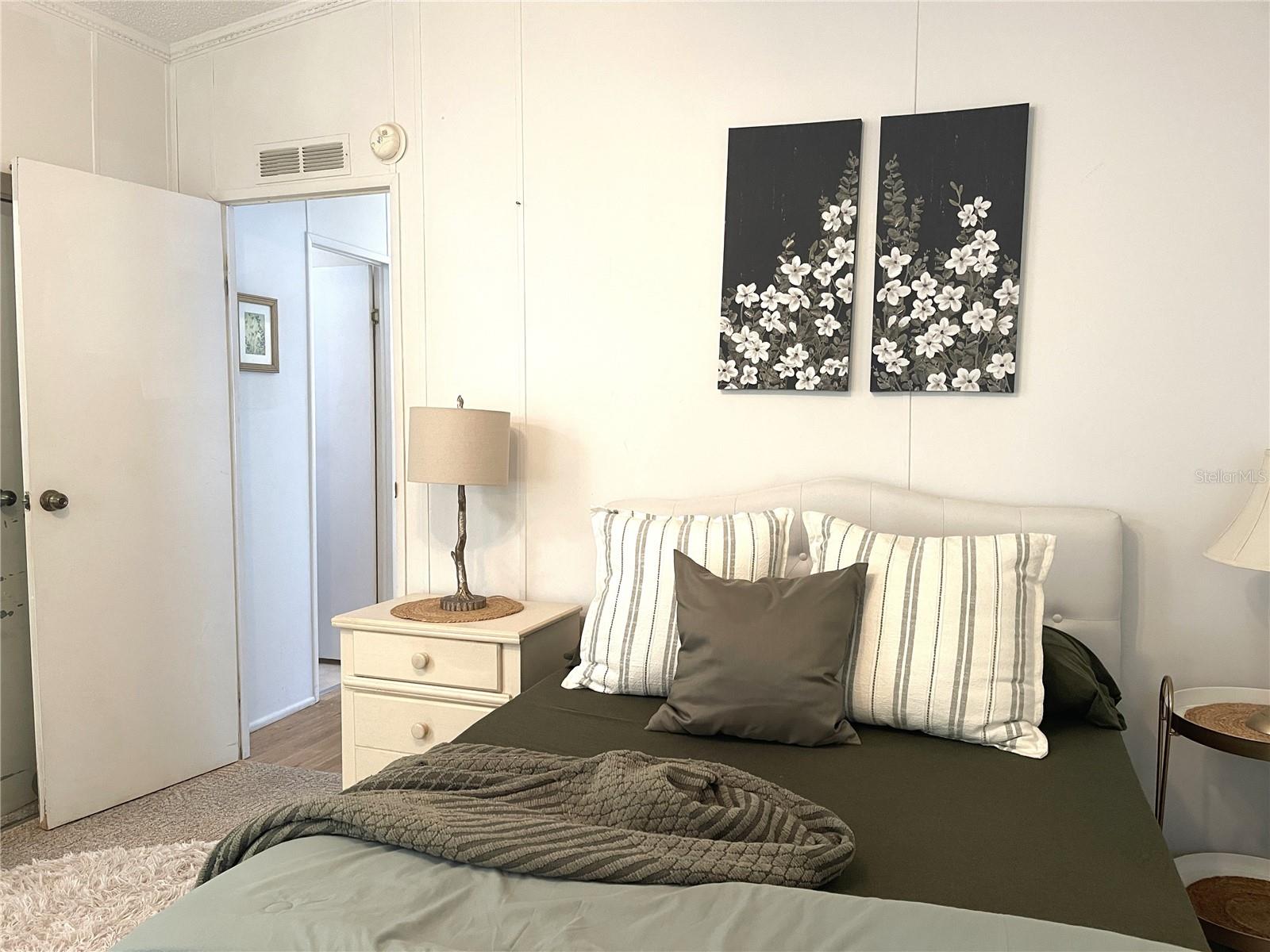 CONTINENTAL COUNTRY CLUB - Residential