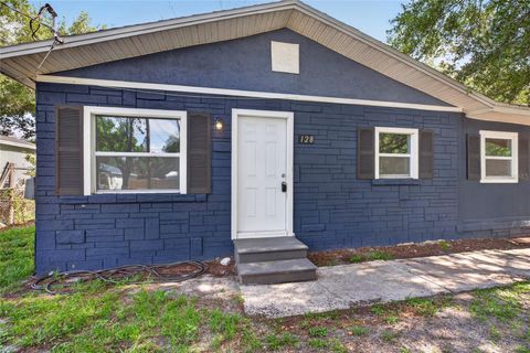 Photo of 128 E 145th Avenue, Tampa, FL 33613 (MLS # TB8512503)