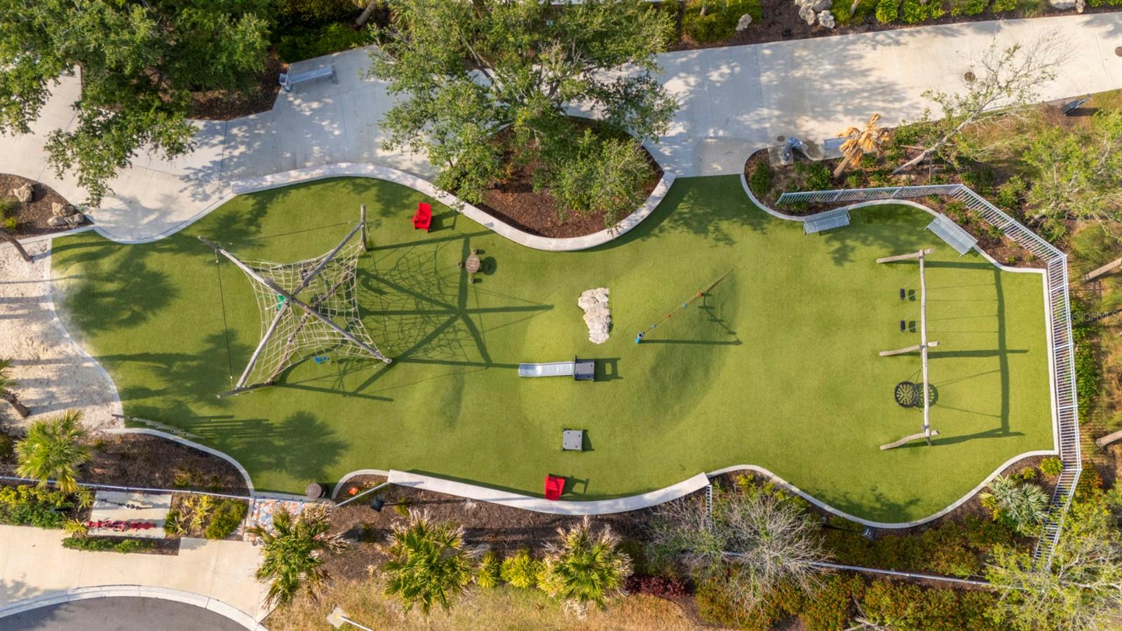 ISLANDWALK OF WEST VILLAGES - Residential