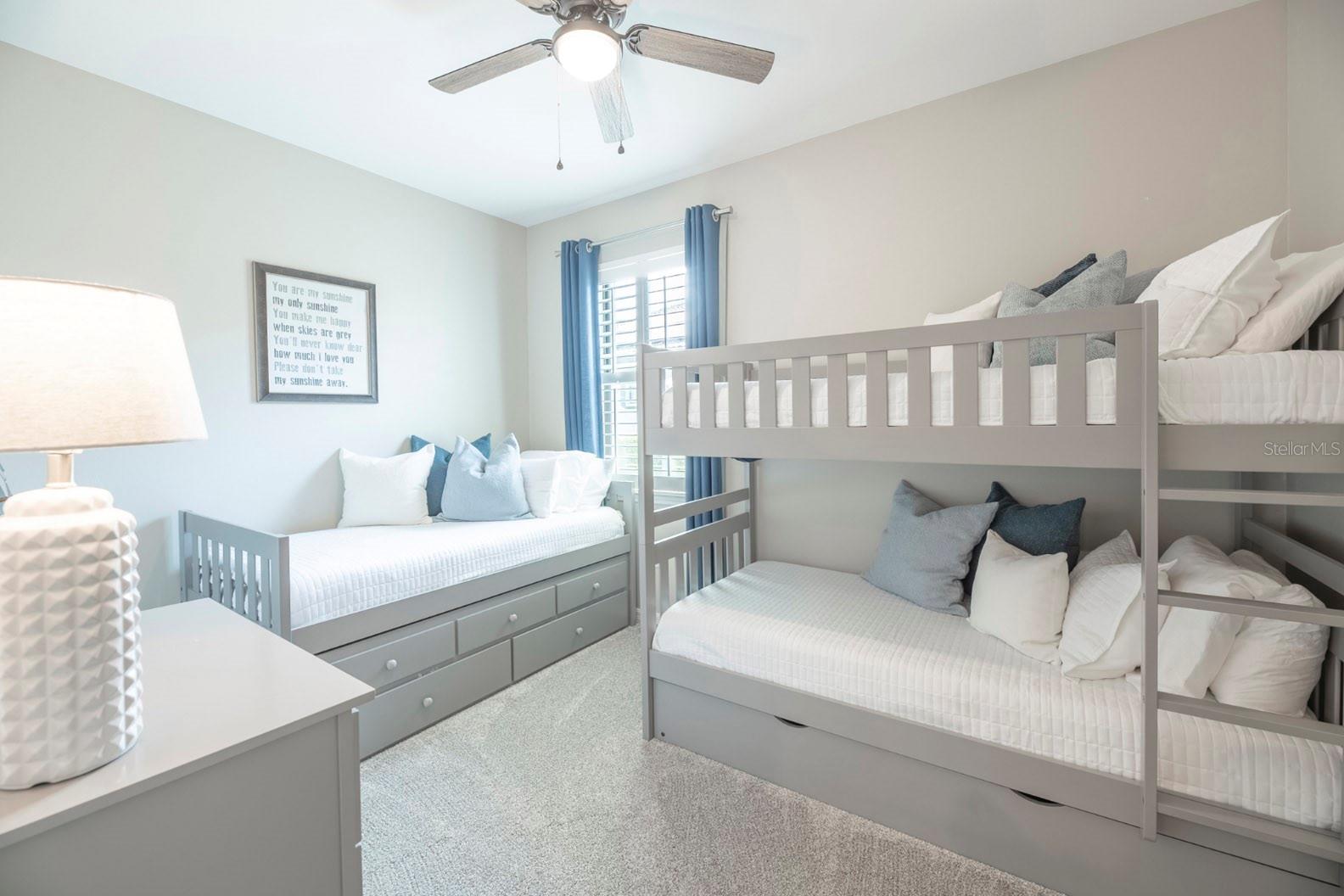 ISLANDWALK OF WEST VILLAGES - Residential