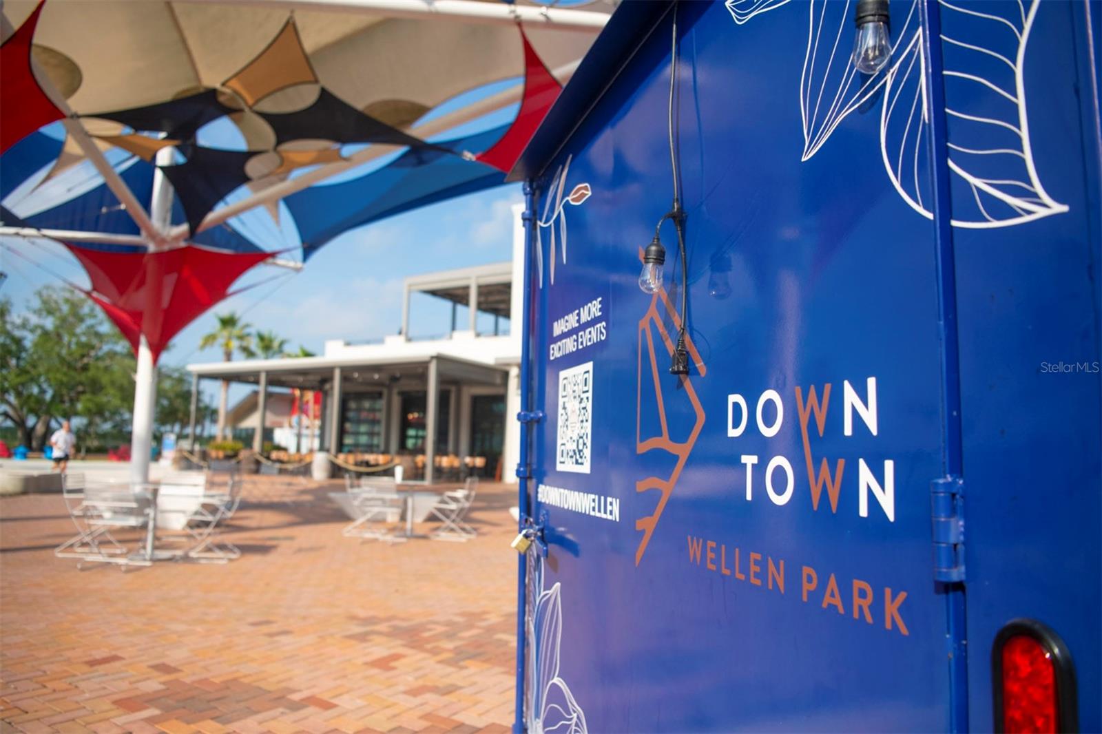 ISLANDWALK OF WEST VILLAGES - Residential