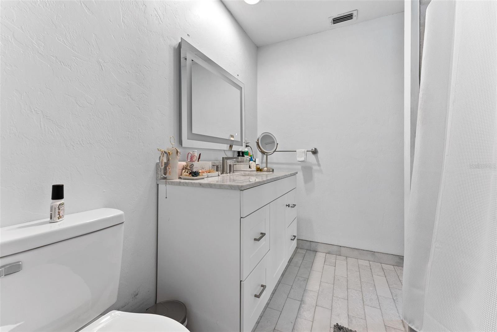 HARBOR ACRES SEC 2 - Residential