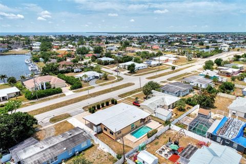 Single Family Residence in PORT CHARLOTTE FL 21500 EDGEWATER DRIVE 64.jpg