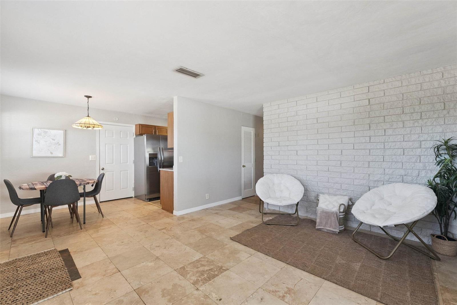 309 LAFAYETTE STREET