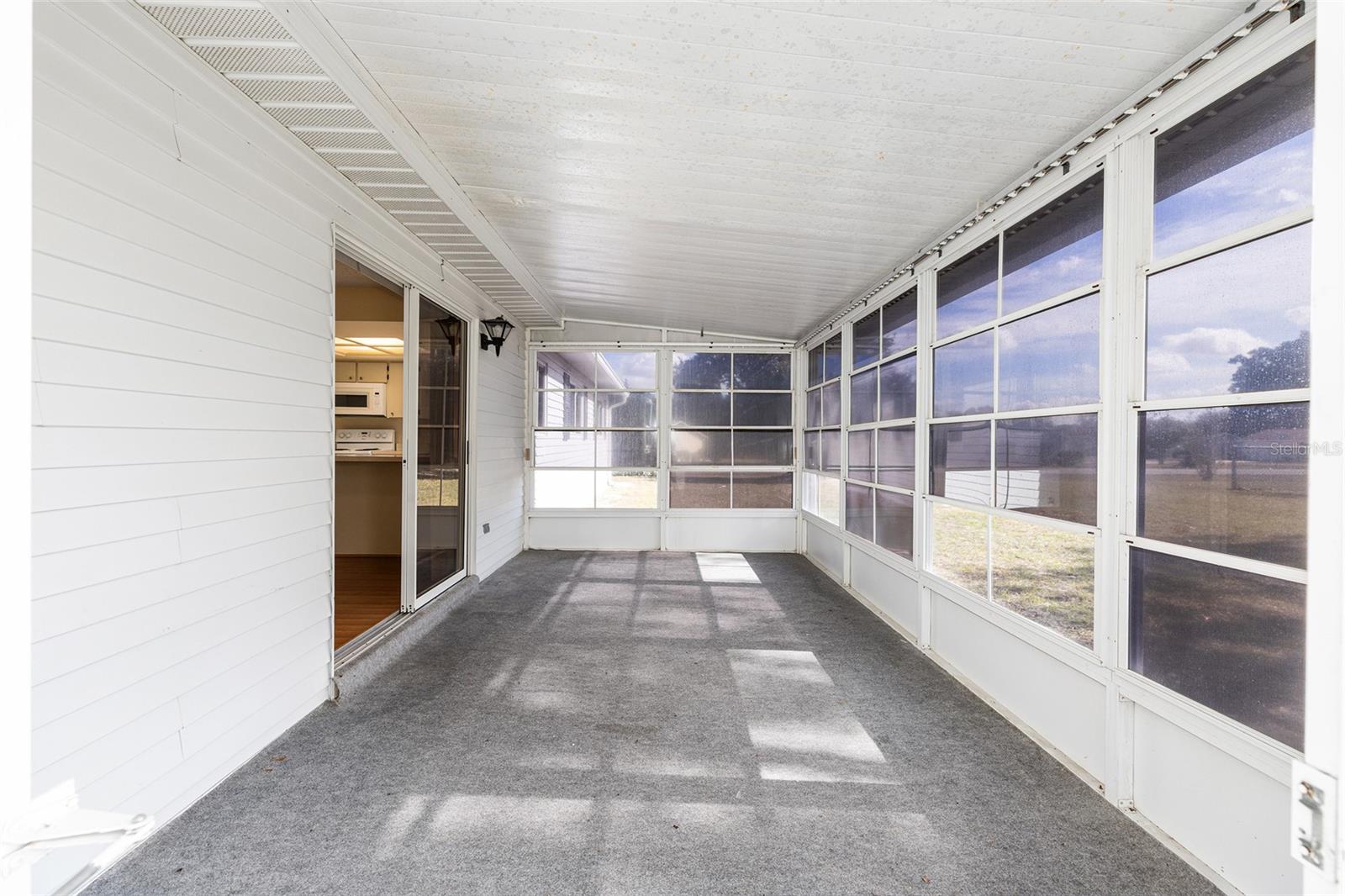 PALM CAY - Residential