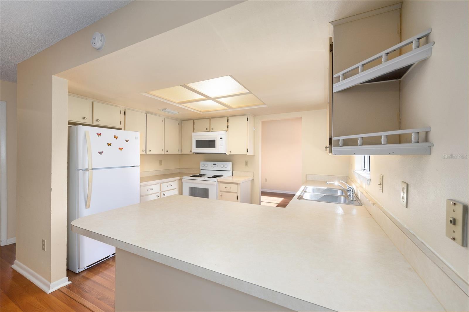 PALM CAY - Residential