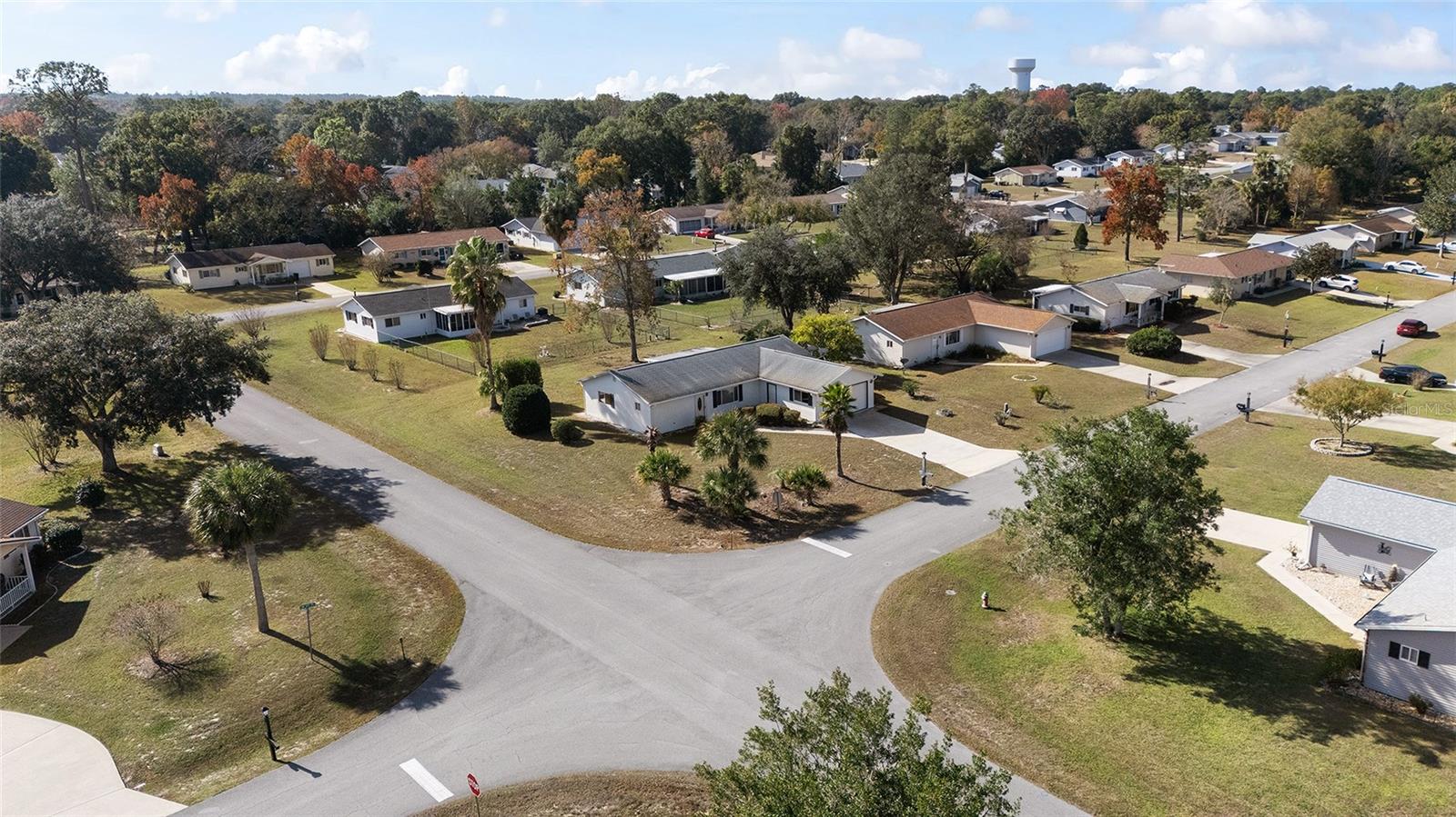 PALM CAY - Residential