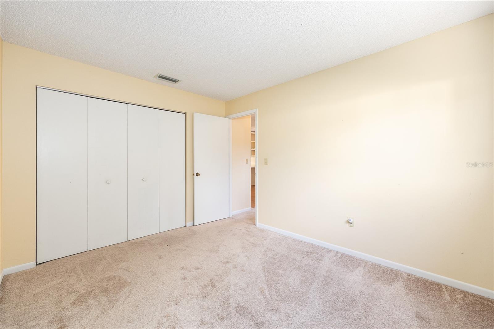 PALM CAY - Residential