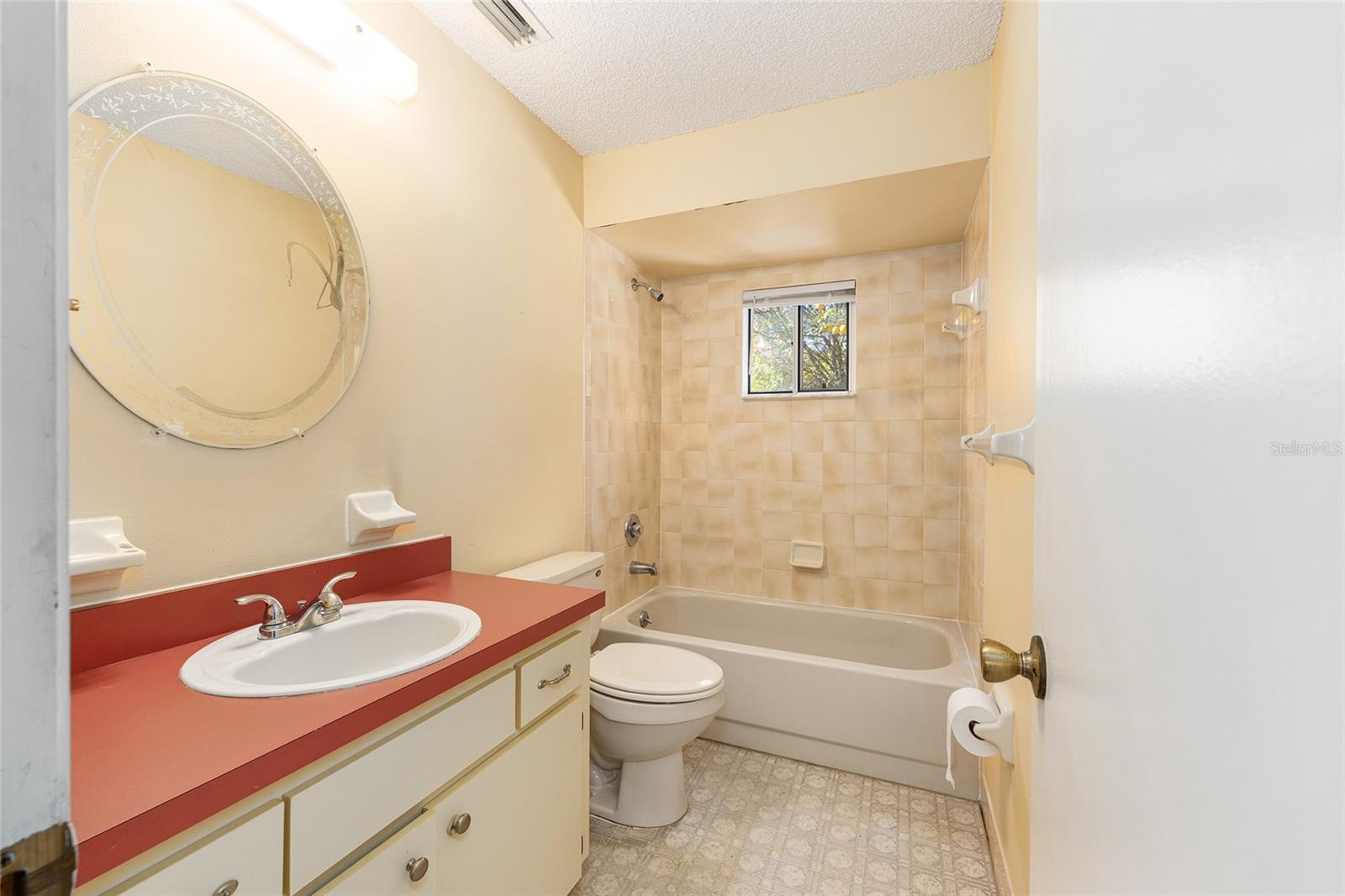 PALM CAY - Residential