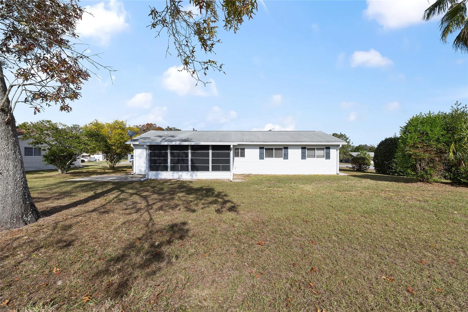 PALM CAY - Residential