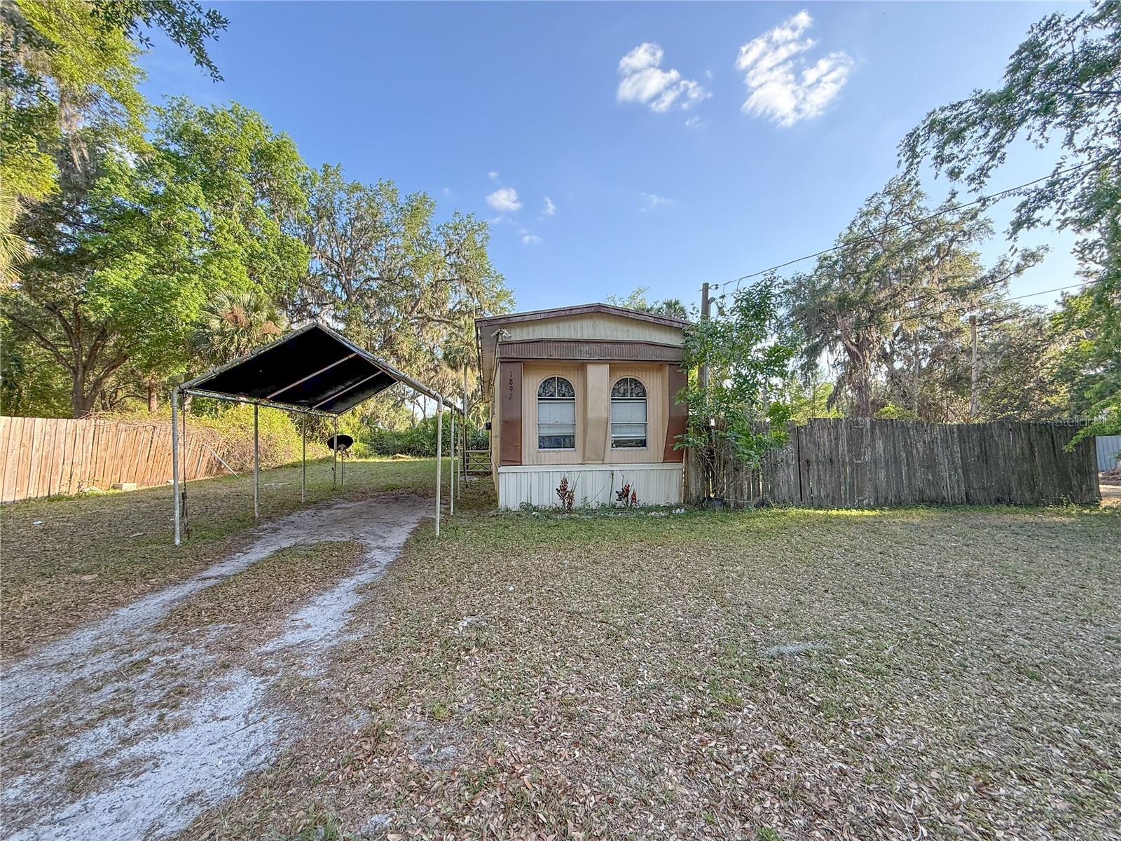 Listing image 1
