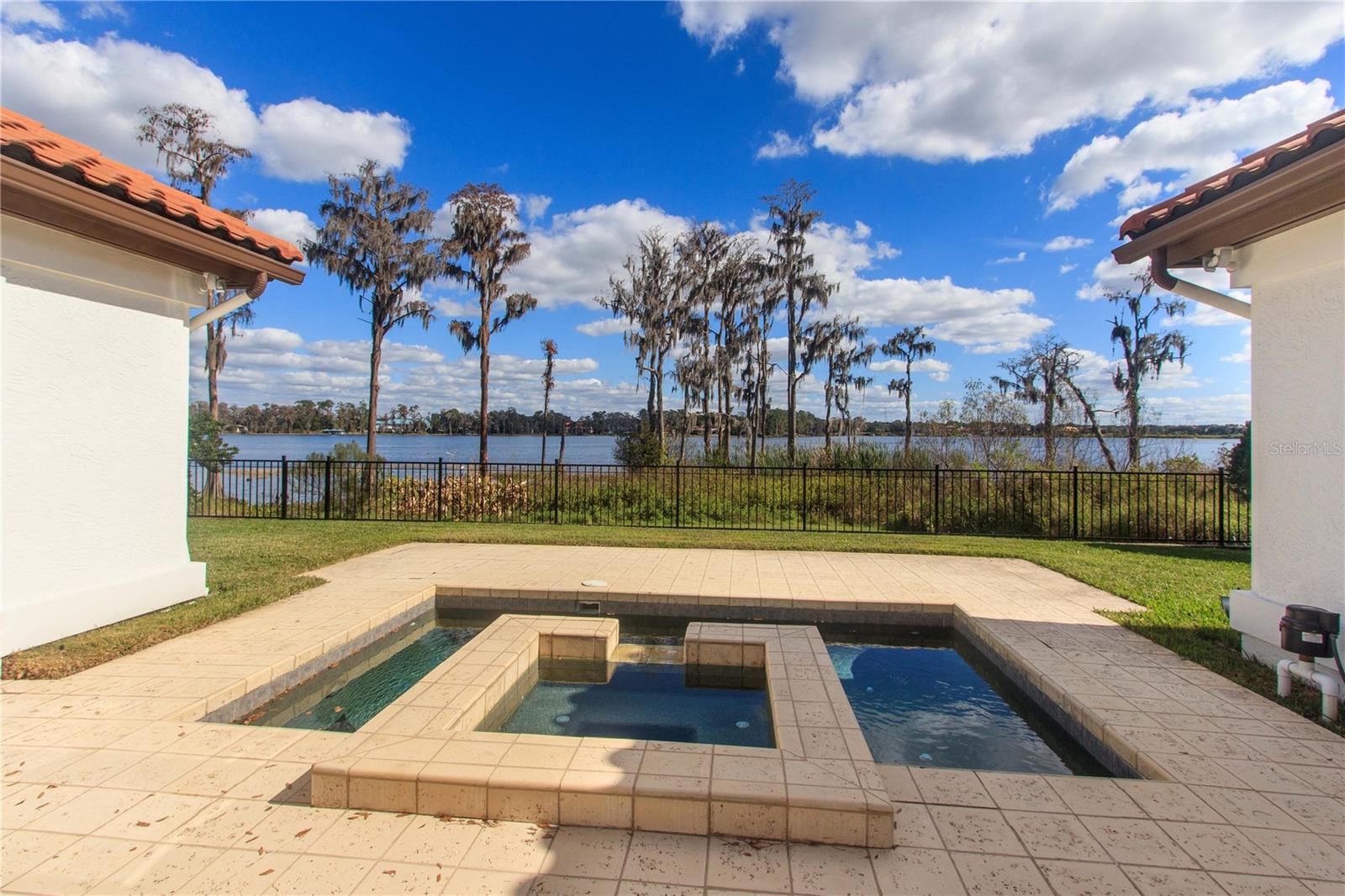 ISLEWORTH - Residential Lease