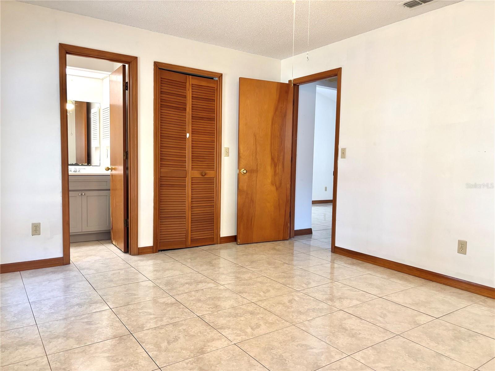 DELTONA LAKES UNIT 07 - Residential