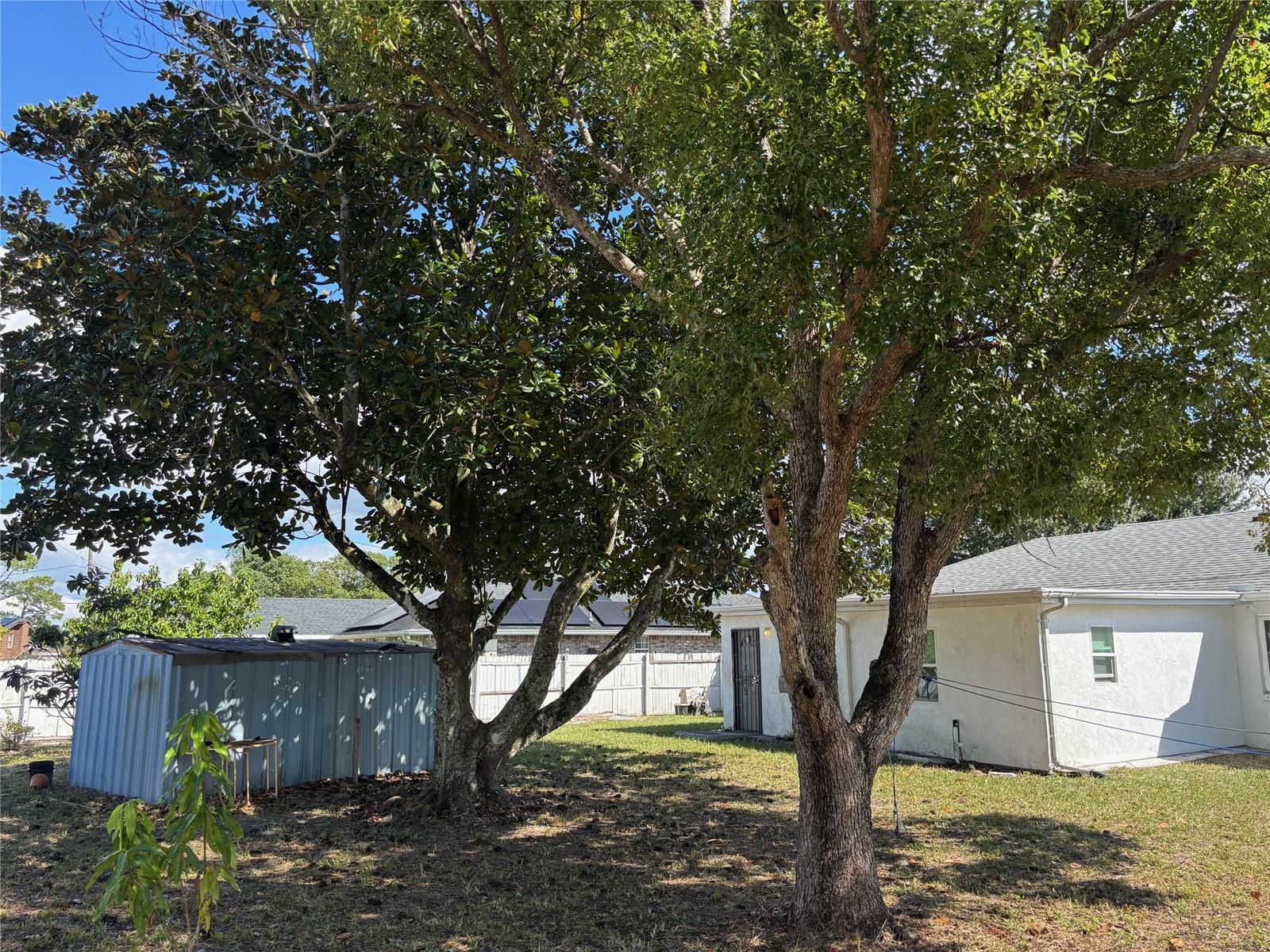 DELTONA LAKES UNIT 07 - Residential