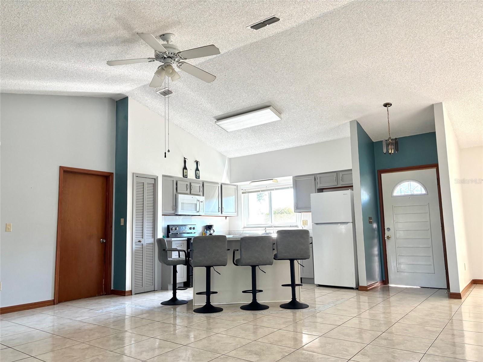 DELTONA LAKES UNIT 07 - Residential