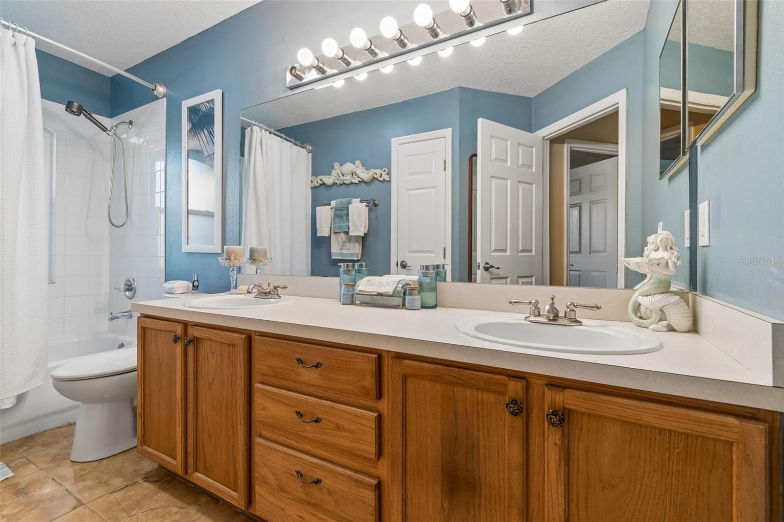 LAKE ST CHARLES UNIT 8 - Residential