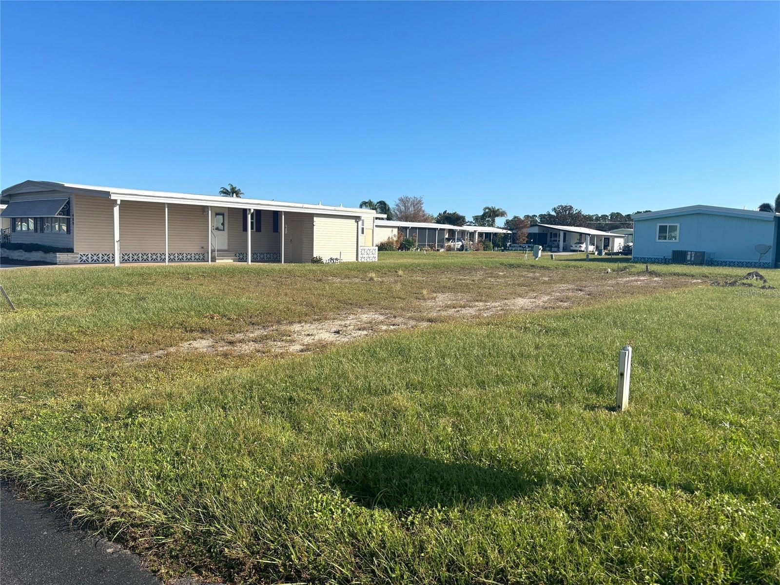 LA CASA MHP CO-OP - Land