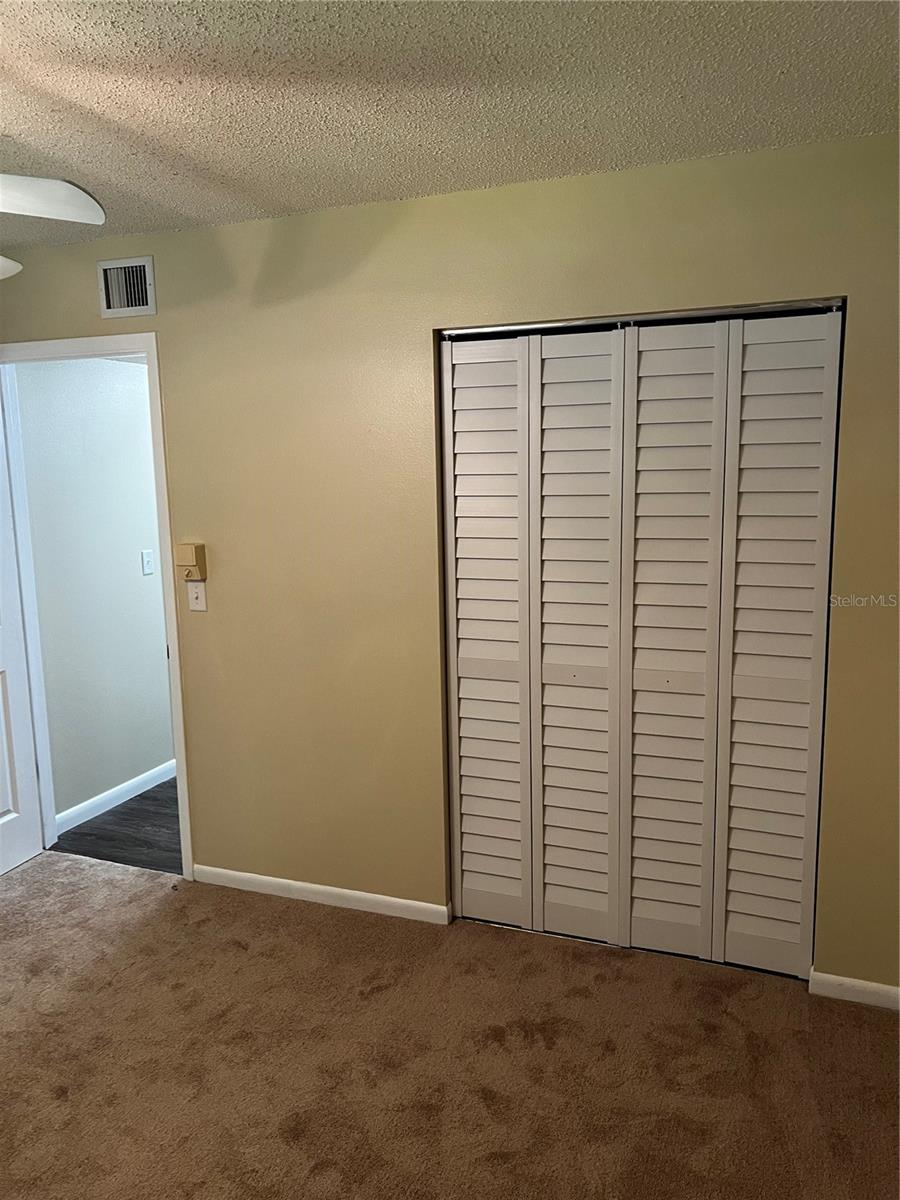 LAKESIDE CONDO APTS - Residential