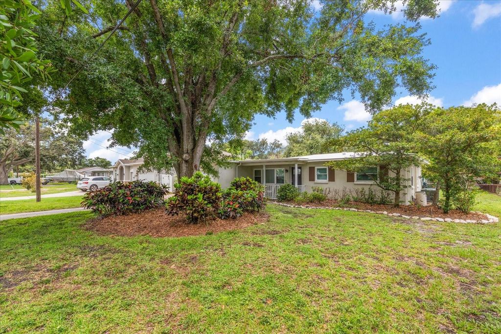 Photo of 4321 S Thatcher Avenue, Tampa, FL 33611 (MLS # TB8475386)