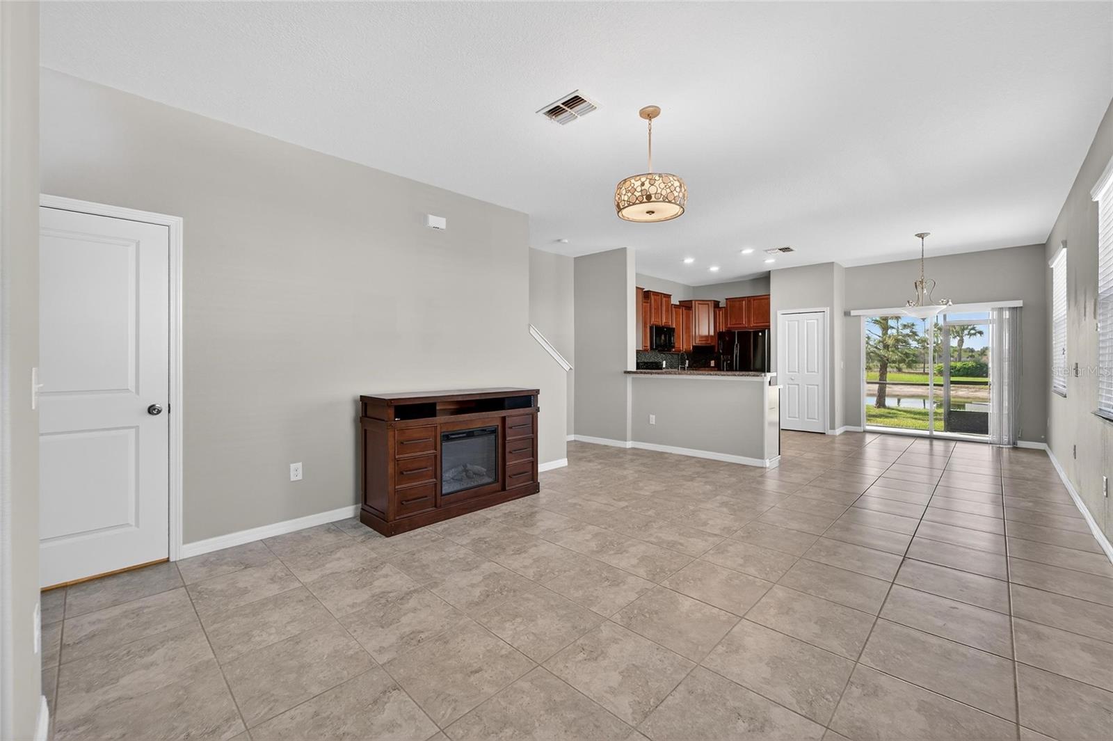 SUMMERFIELD CROSSINGS VILLAGE - Residential