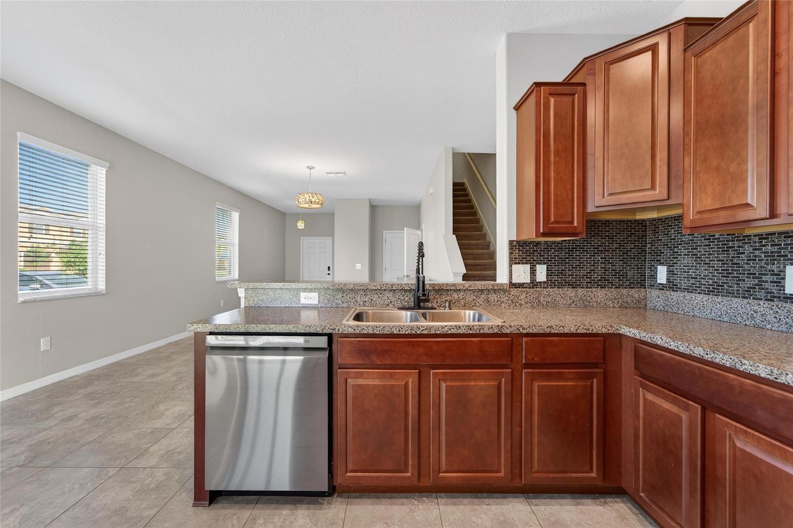 SUMMERFIELD CROSSINGS VILLAGE - Residential