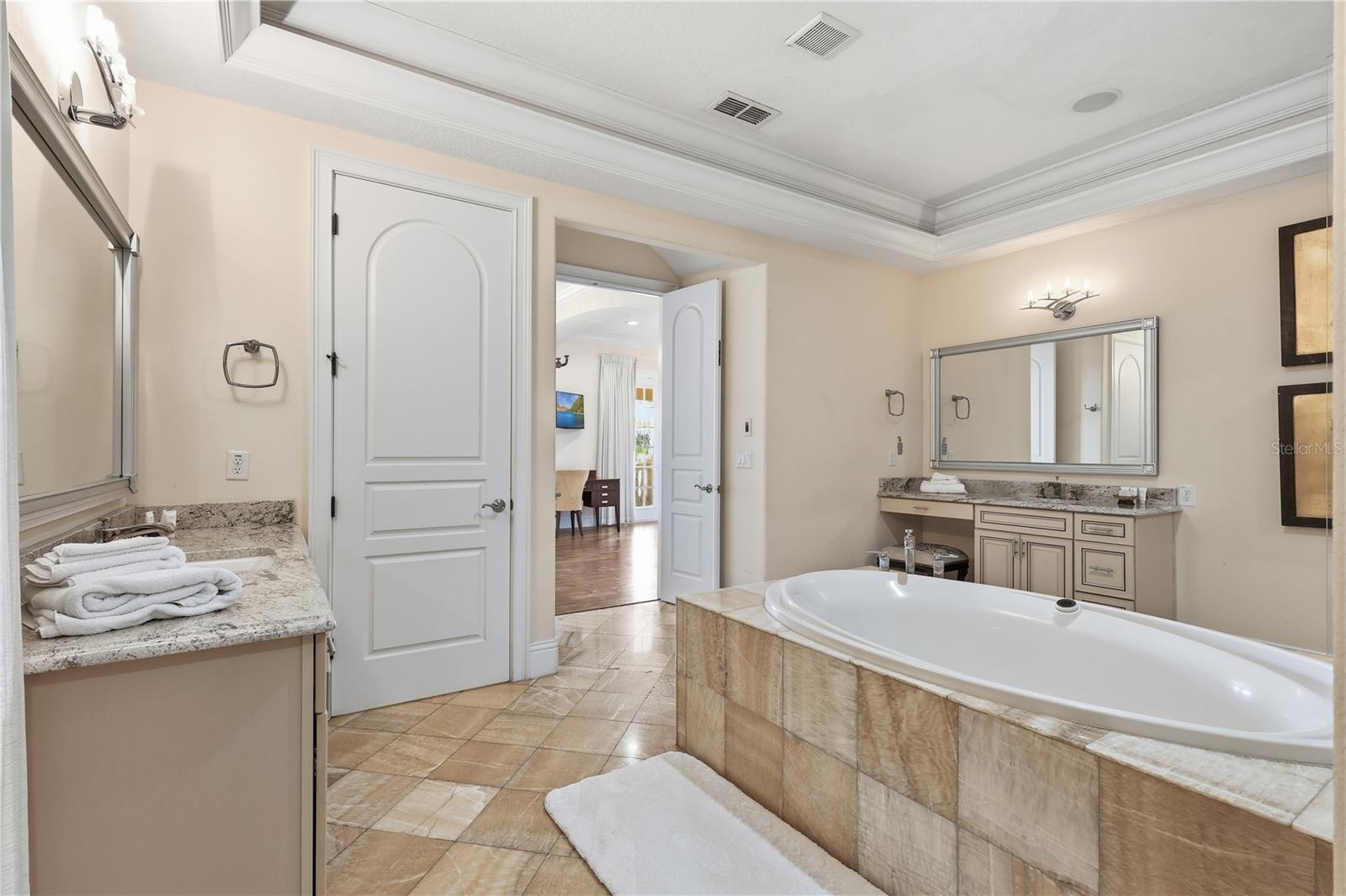 REUNION WEST VLGS NORTH - Residential