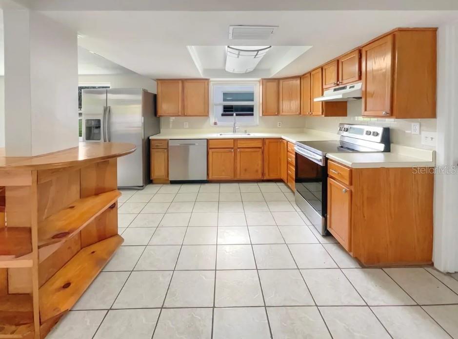 2530 FLINTWOOD DRIVE