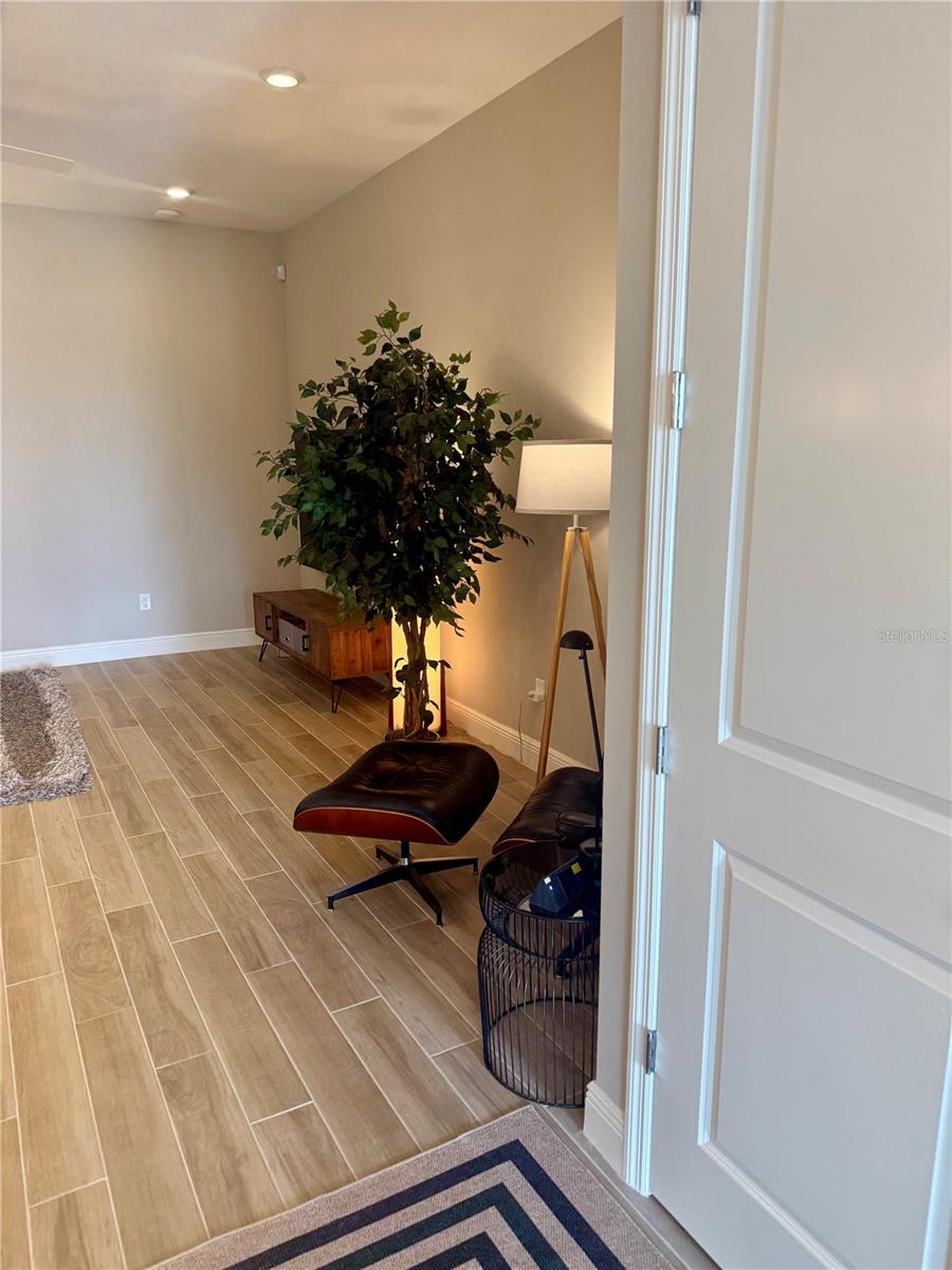 WESLYN PARK - Residential