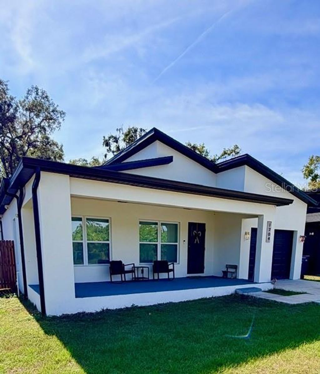 Photo of 1704 W Hanna Avenue, Tampa, FL 33604 (MLS # L4957693)