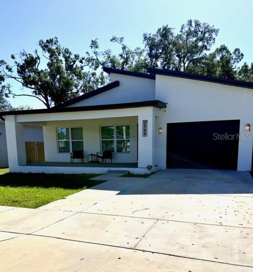 Photo of 1704 W Hanna Avenue, Tampa, FL 33604 (MLS # L4957693)