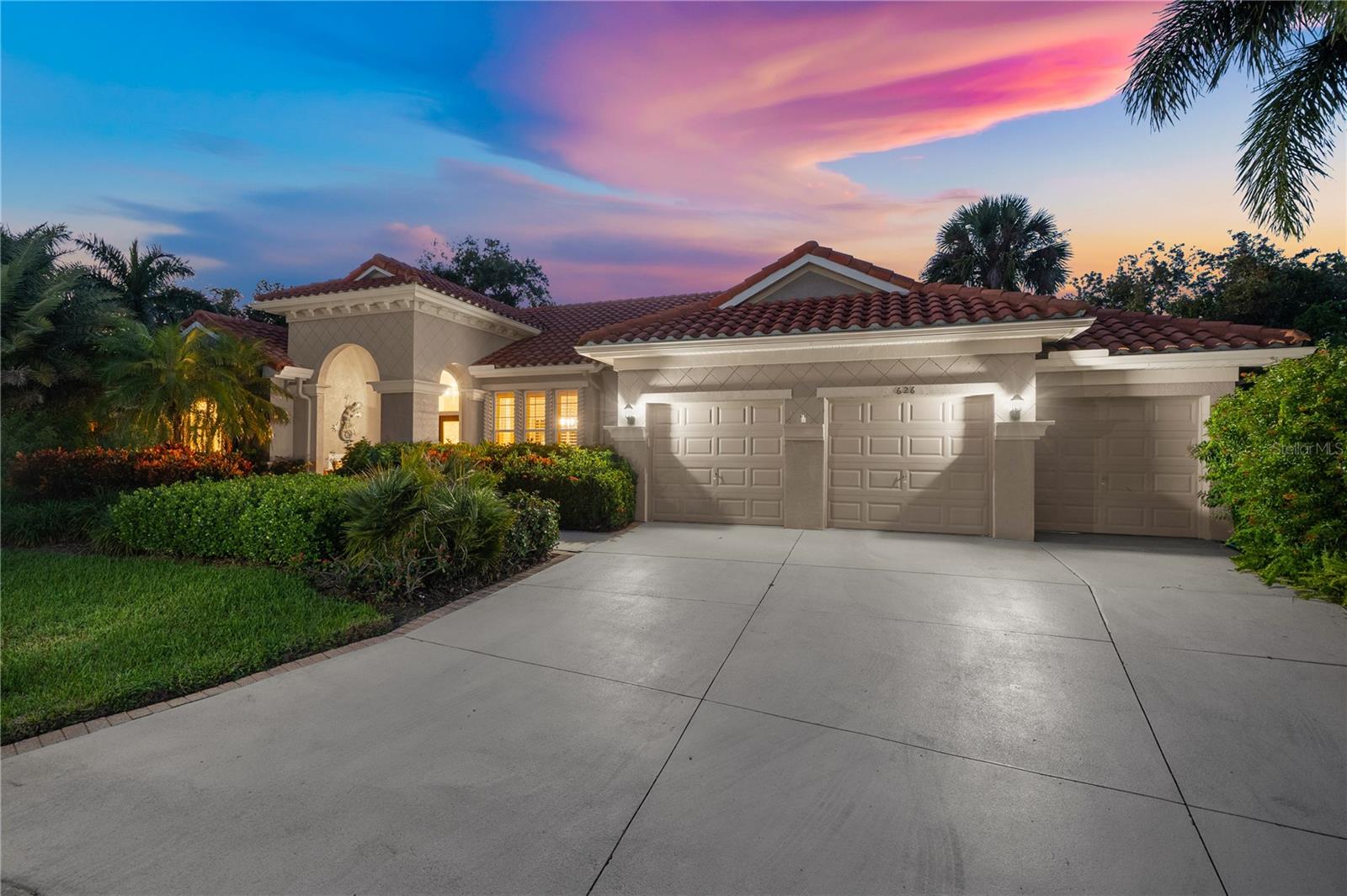 WATERLEFE - Residential