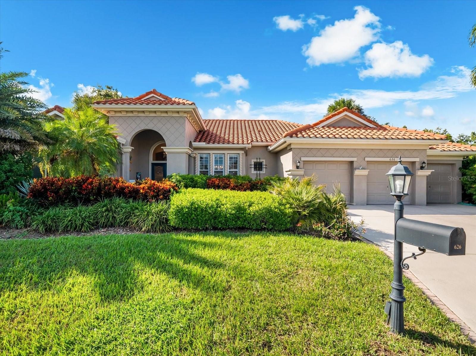 626 SAND CRANE COURT