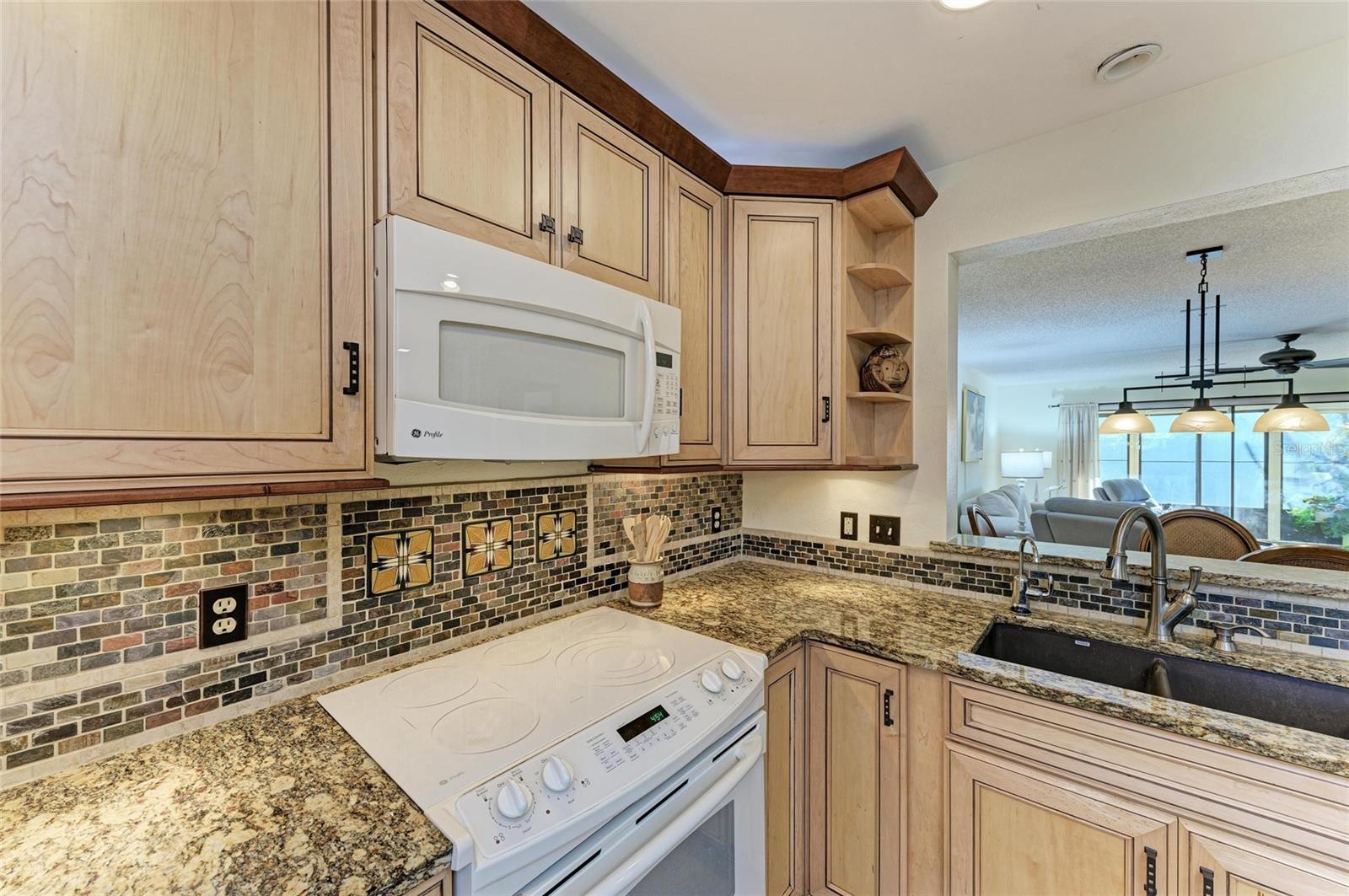 SPRING LAKES II - Residential