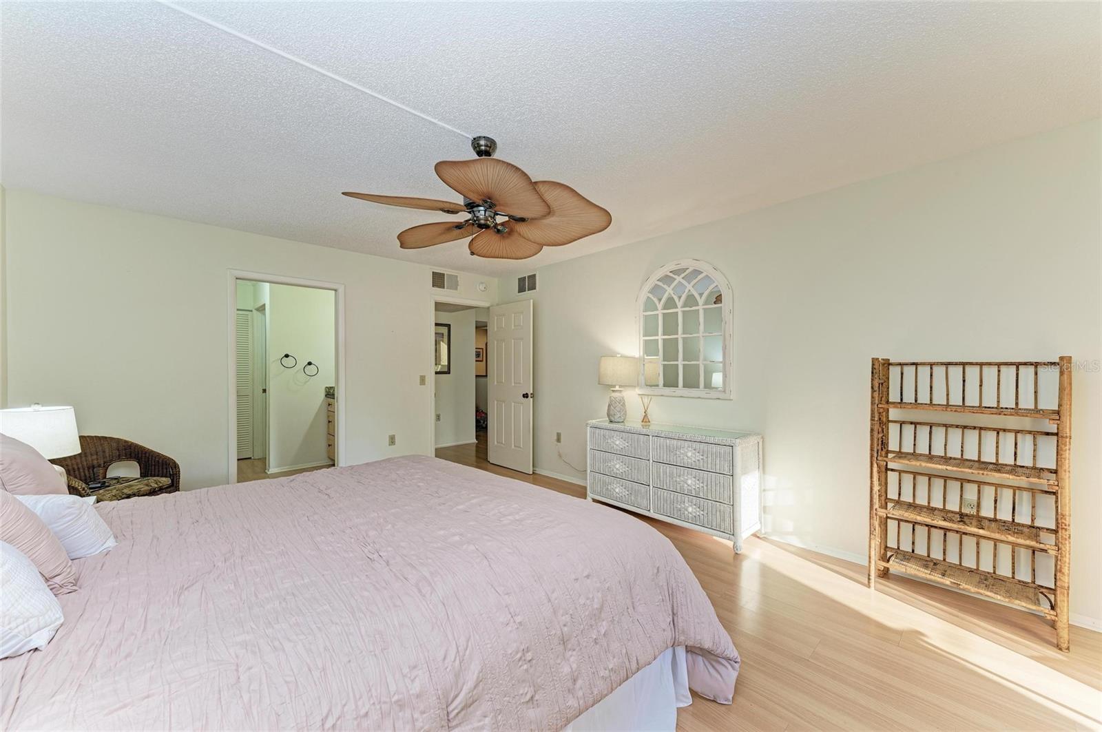 SPRING LAKES II - Residential