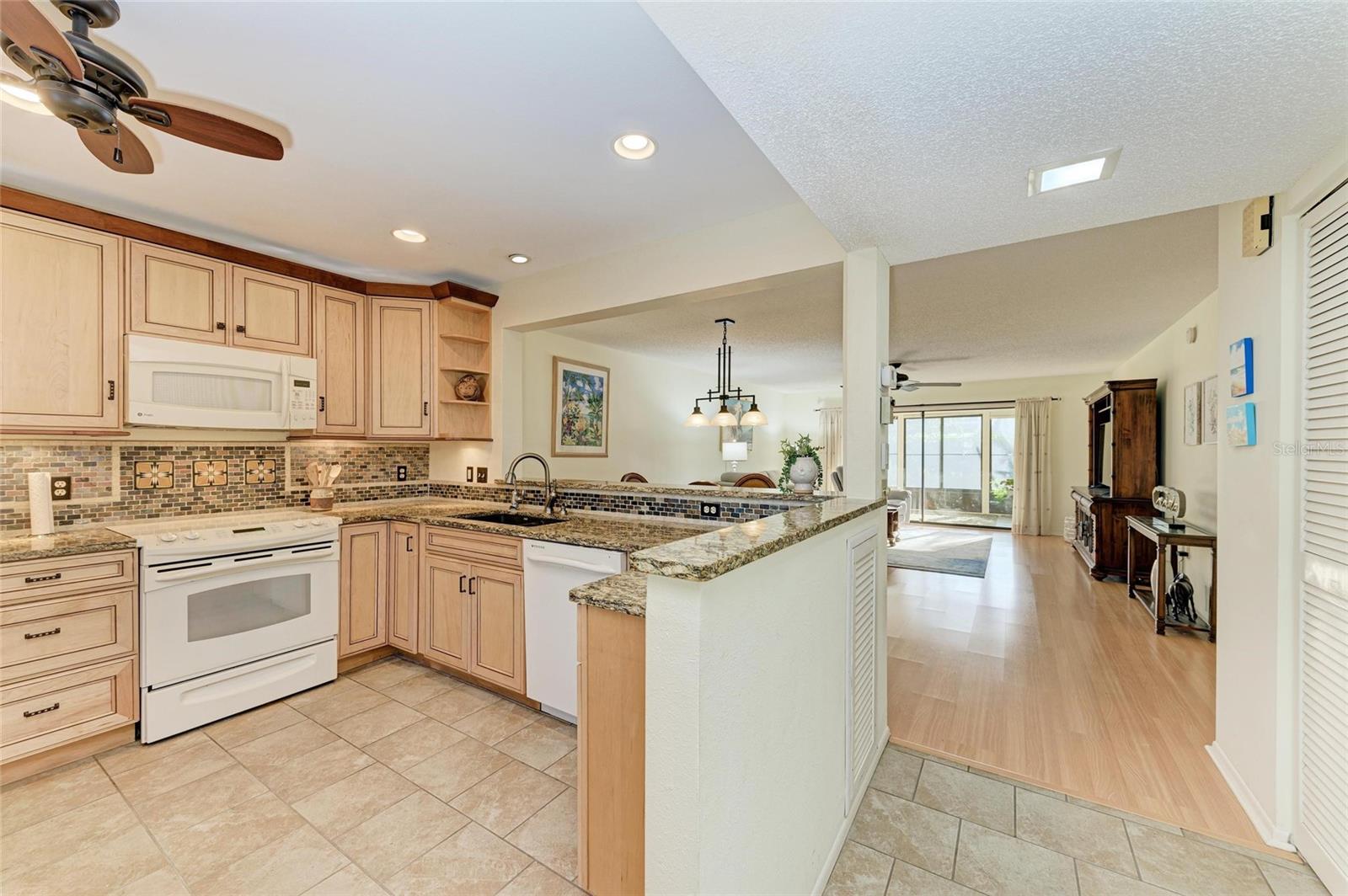 SPRING LAKES II - Residential