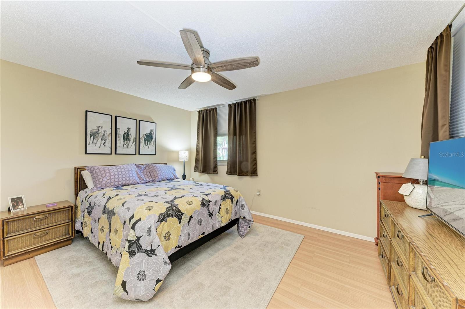 SPRING LAKES II - Residential