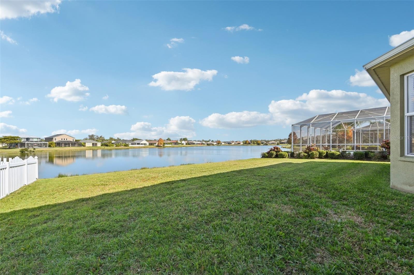 CRYSTAL LAKES - Residential