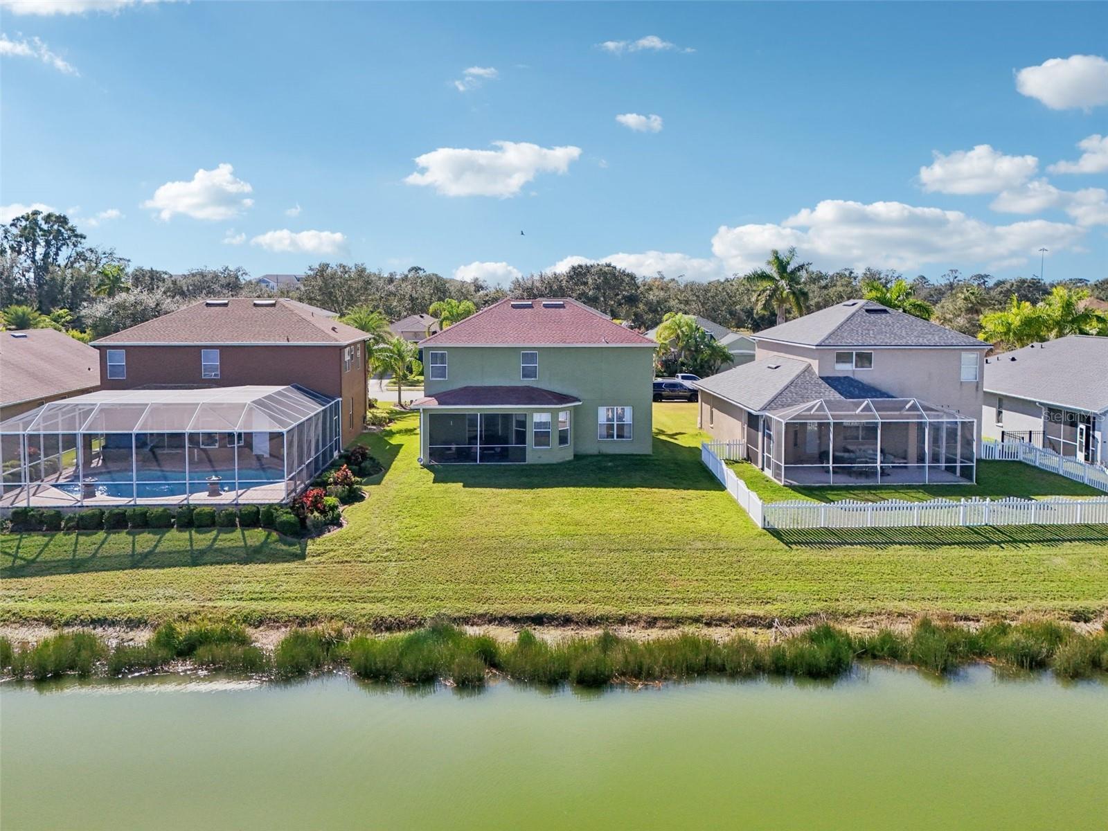 CRYSTAL LAKES - Residential