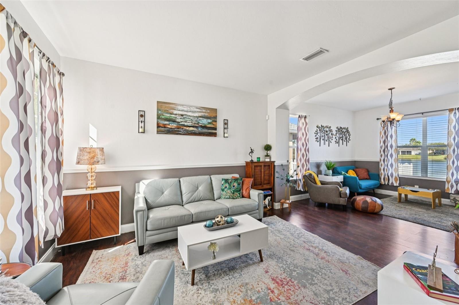 CRYSTAL LAKES - Residential