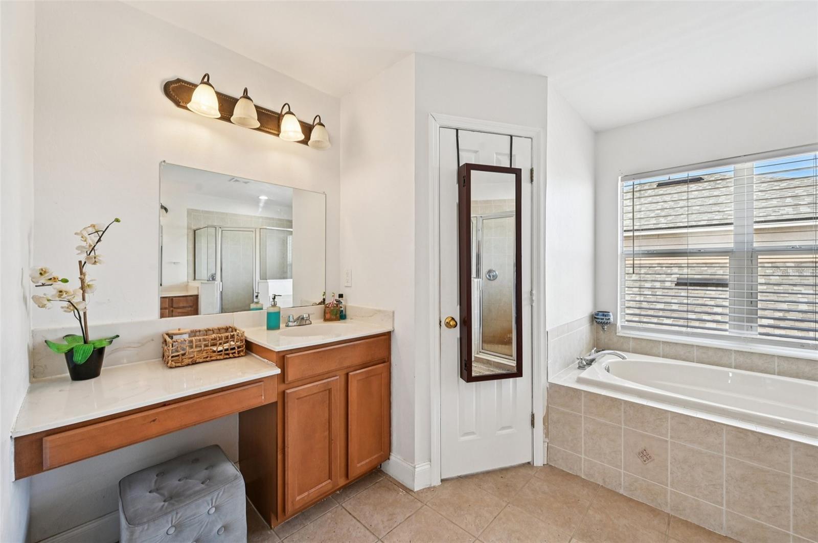 CRYSTAL LAKES - Residential