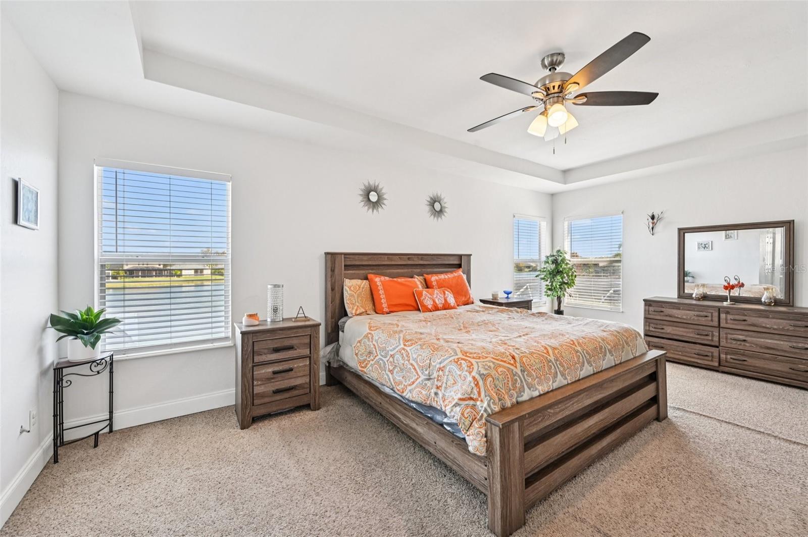 CRYSTAL LAKES - Residential