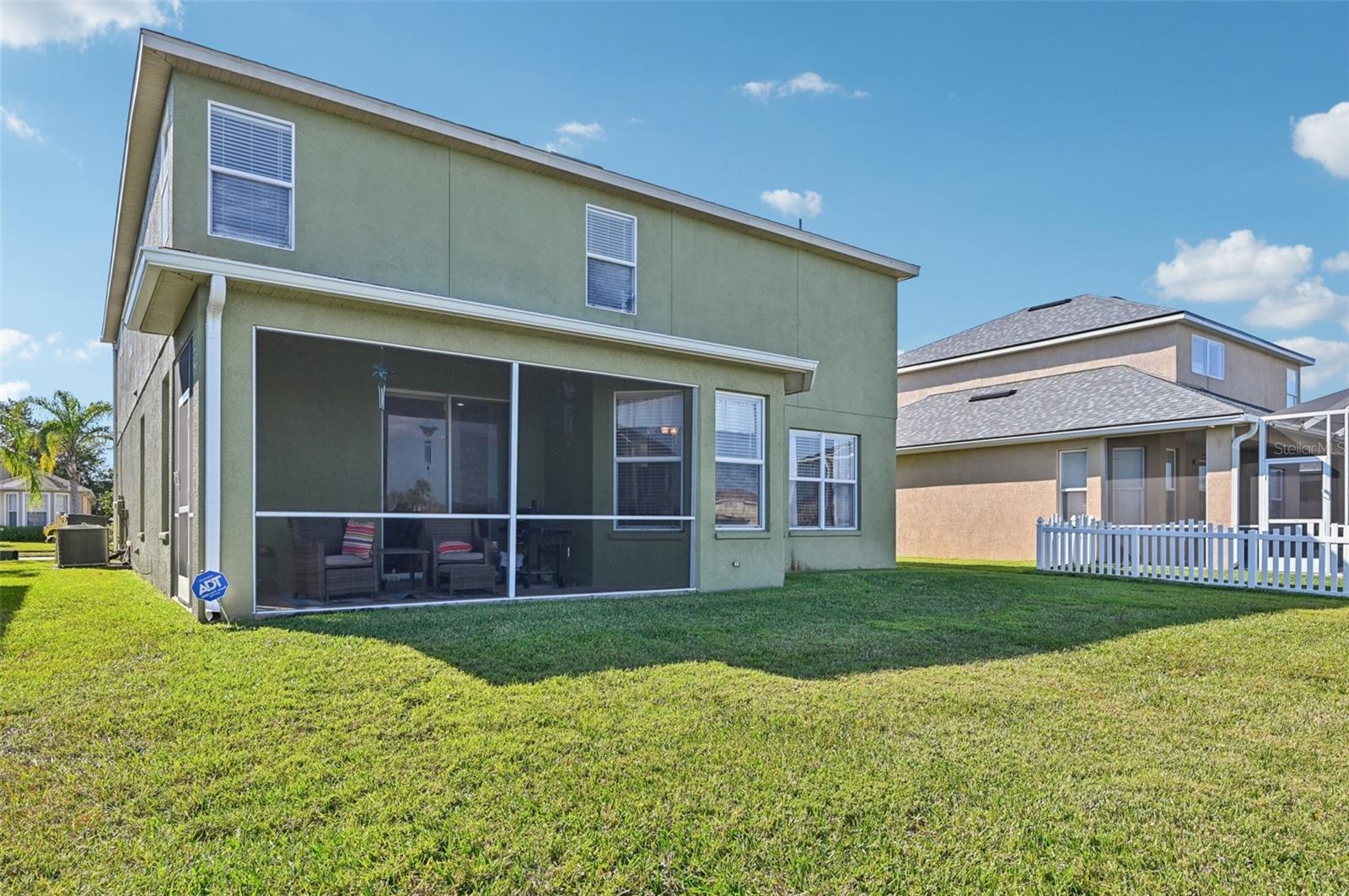 CRYSTAL LAKES - Residential