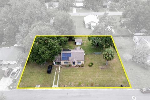 Tiny photo for 750 N Kentucky Avenue, Umatilla, FL 32784 (MLS # G5105985)
