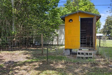 Tiny photo for 750 N Kentucky Avenue, Umatilla, FL 32784 (MLS # G5105985)