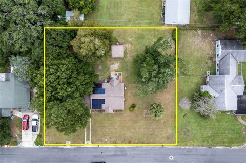 Tiny photo for 750 N Kentucky Avenue, Umatilla, FL 32784 (MLS # G5105985)