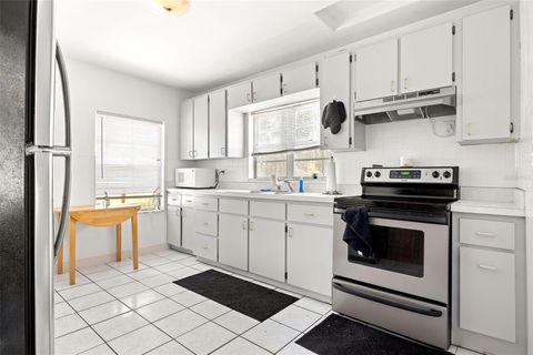 Tiny photo for 750 N Kentucky Avenue, Umatilla, FL 32784 (MLS # G5105985)