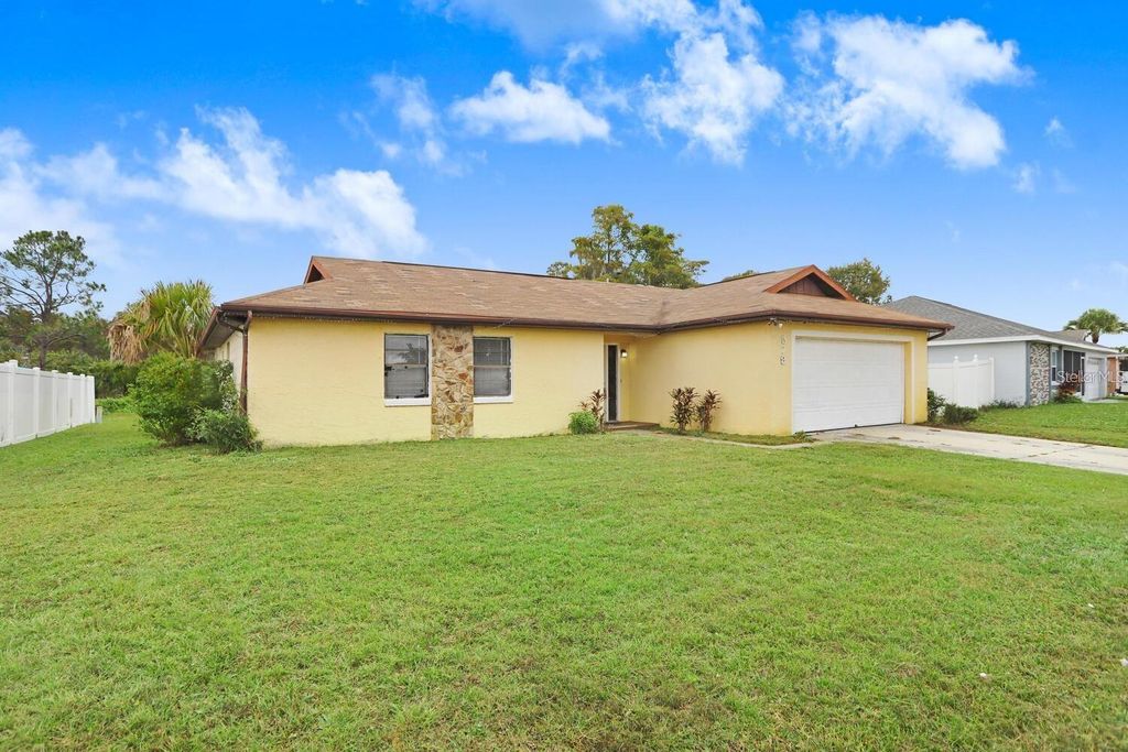 Photo of 378 Buttonwood Drive, Kissimmee, FL 34743 (MLS # L4958111)