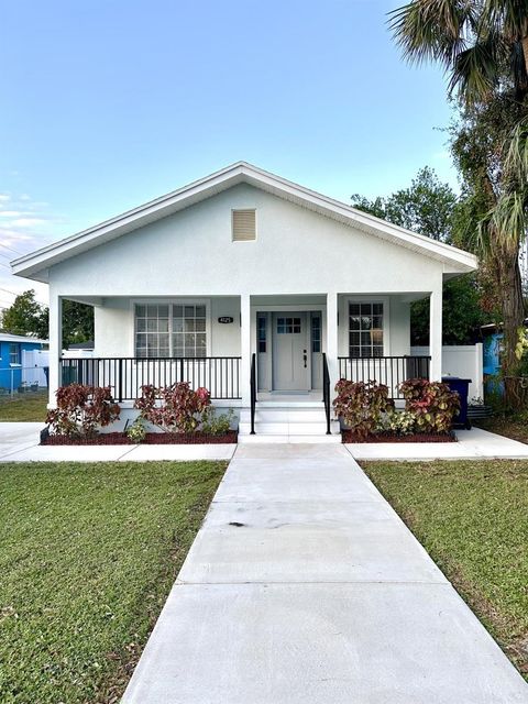 A home in TAMPA